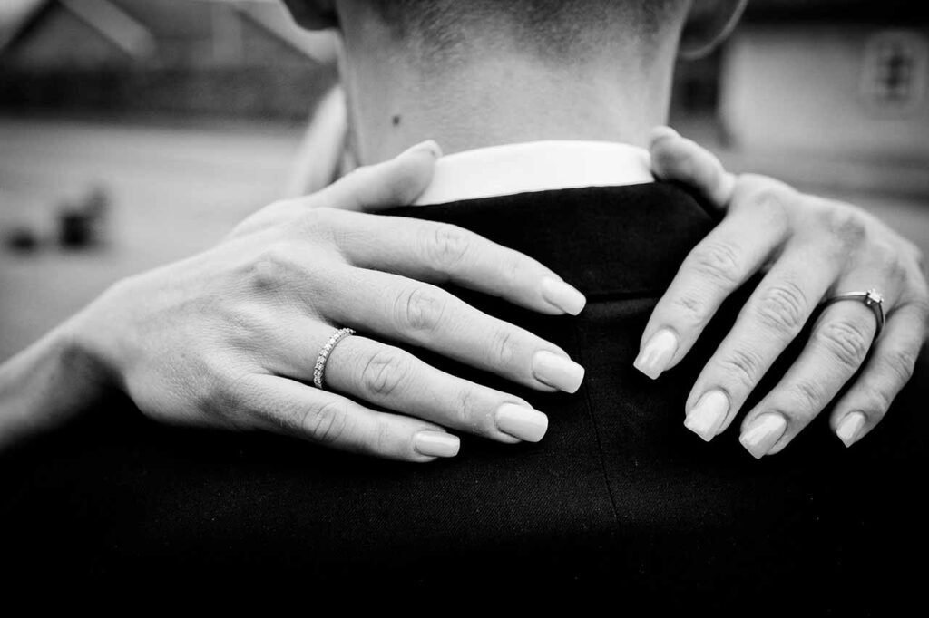 Men hvad skal man så kigge efter, når man skal hyre en bryllupsfotograf?